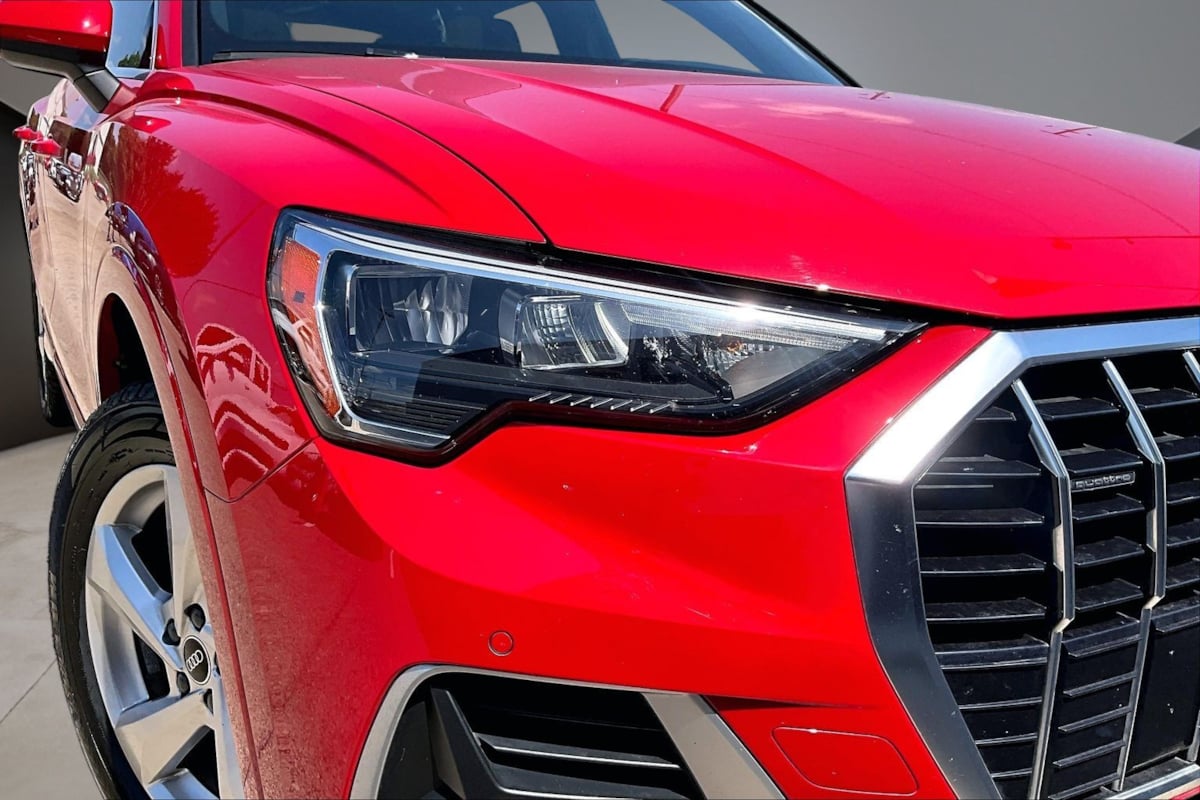 Audi Q3 photo 32