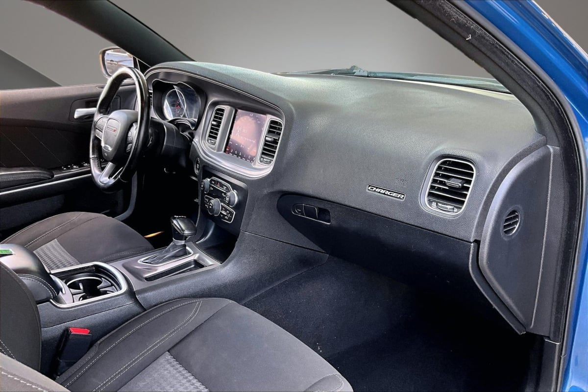 Dodge Charger photo 26