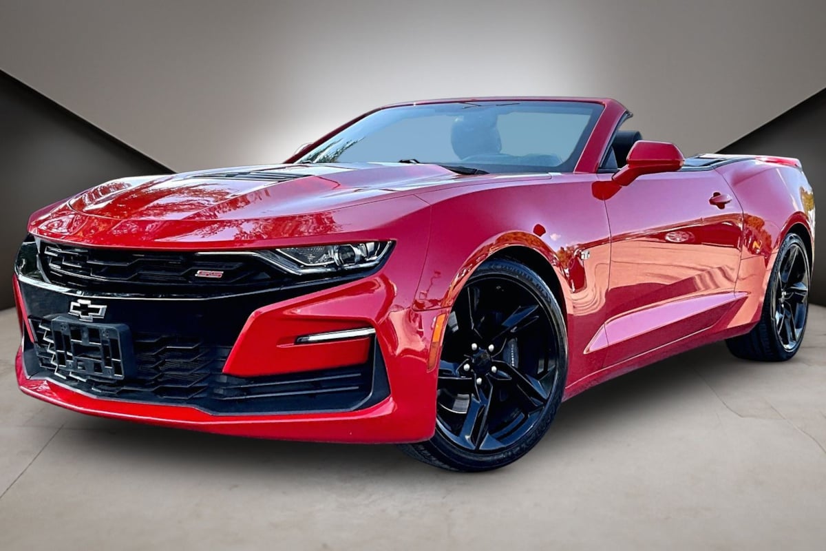 Chevrolet Camaro photo 2