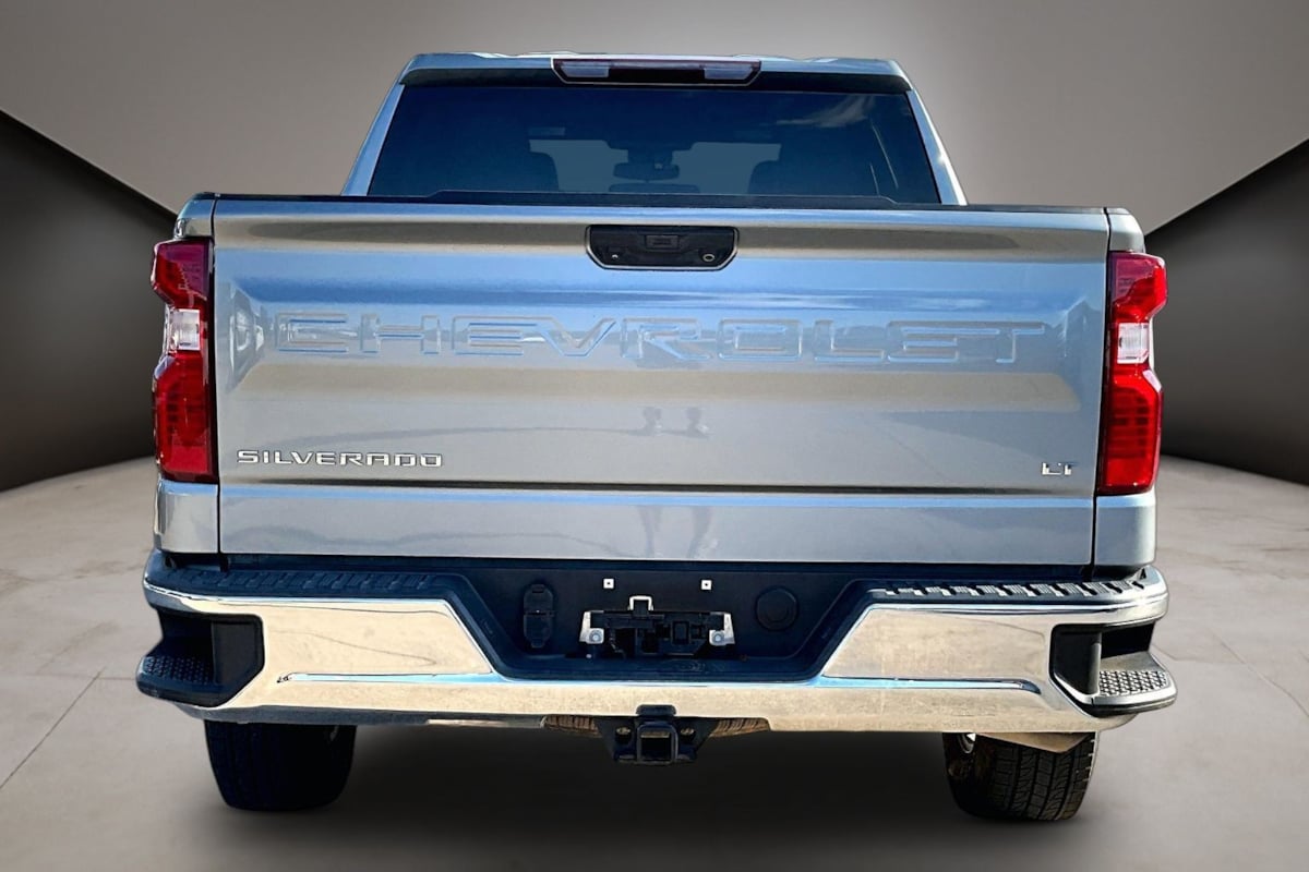 Chevrolet Silverado photo 6