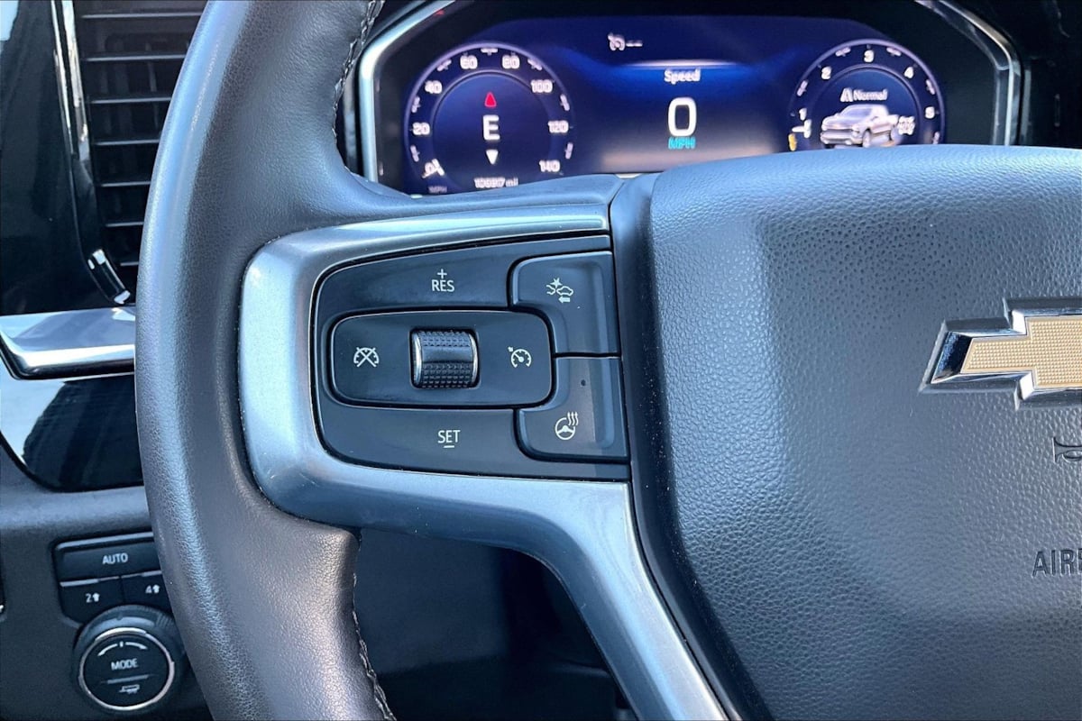 Chevrolet Silverado photo 12