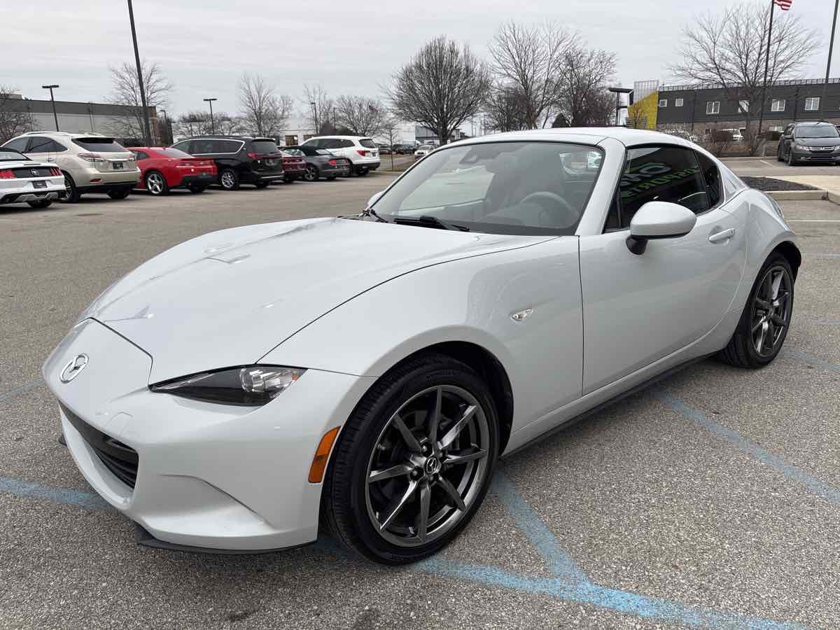 2019 Mazda MX-5 Miata Miata RF Grand Touring photo 3