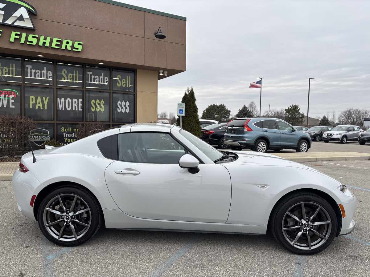2019 Mazda MX-5 Miata Miata RF Grand Touring photo 8