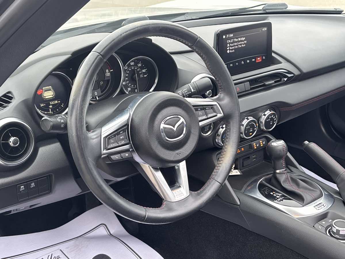 2019 Mazda MX-5 Miata Miata RF Grand Touring photo 12