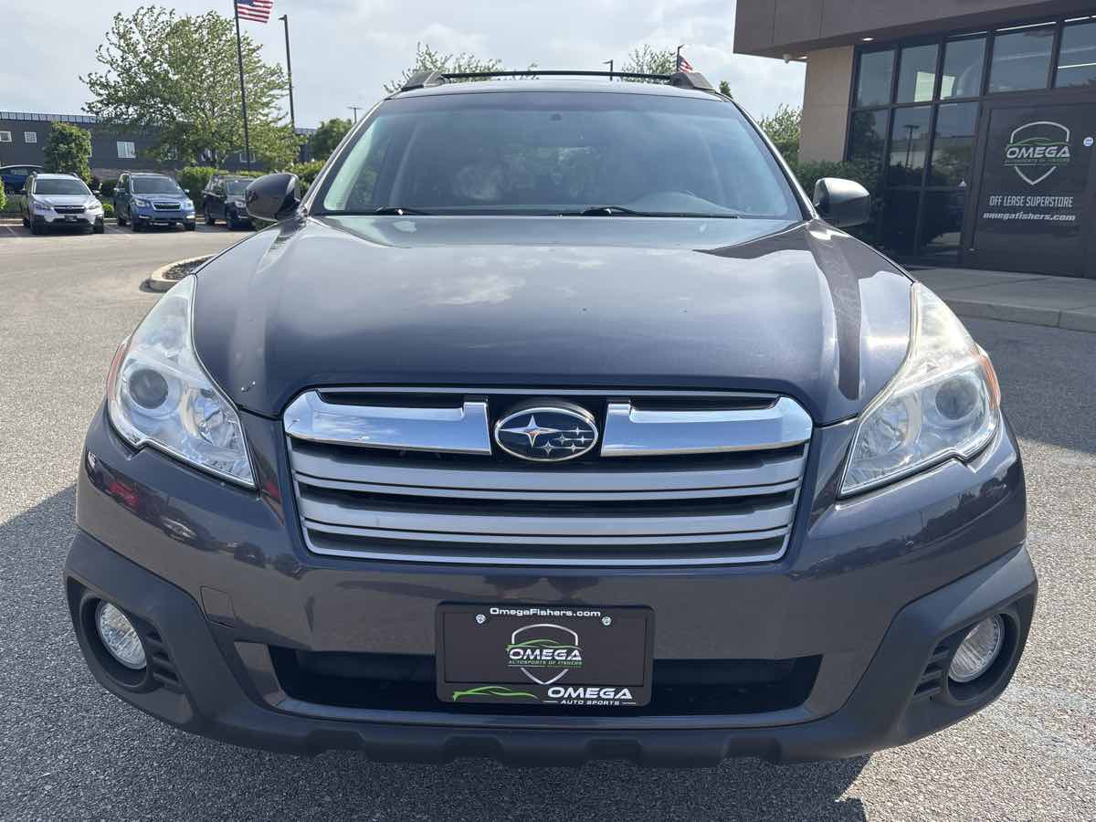 2013 Subaru Outback 2.5i Premium photo 2