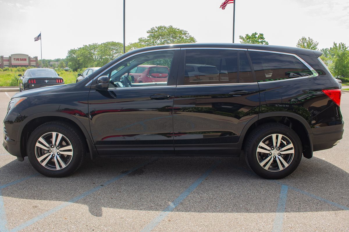 2016 Honda Pilot EX-L photo 4