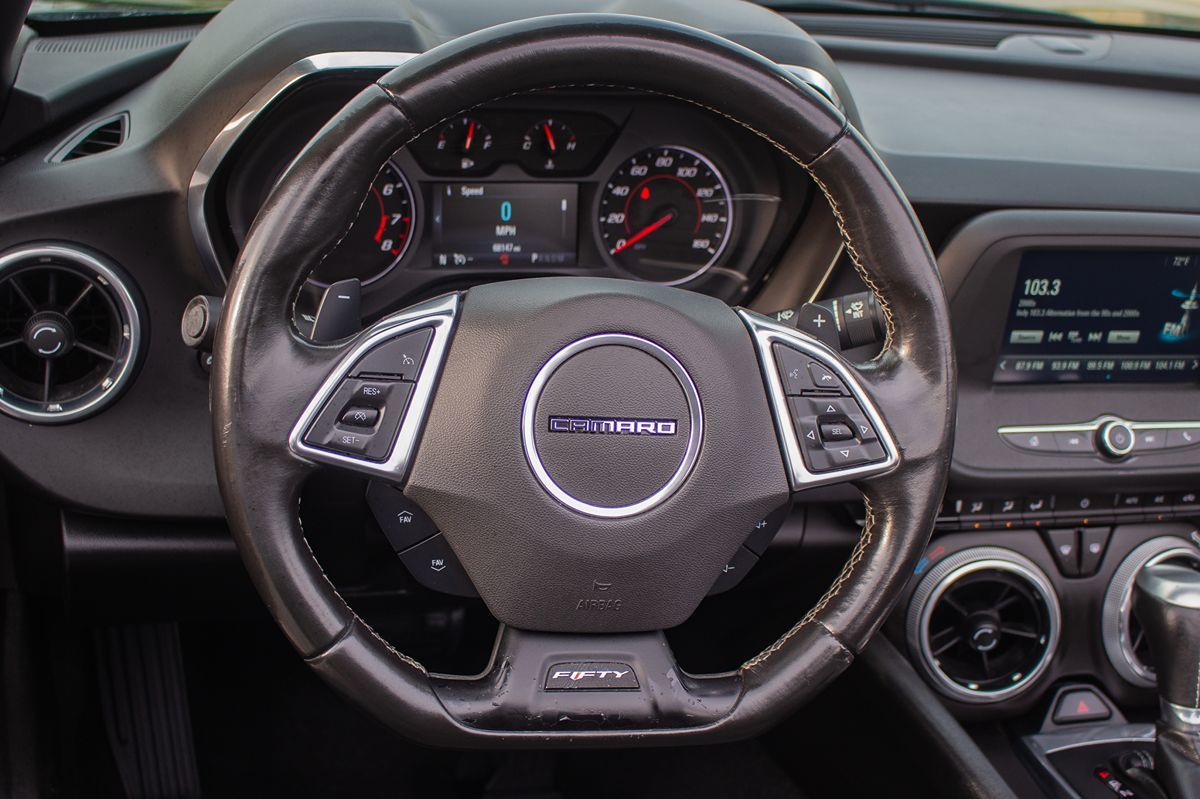 2017 Chevrolet Camaro 1LT photo 15