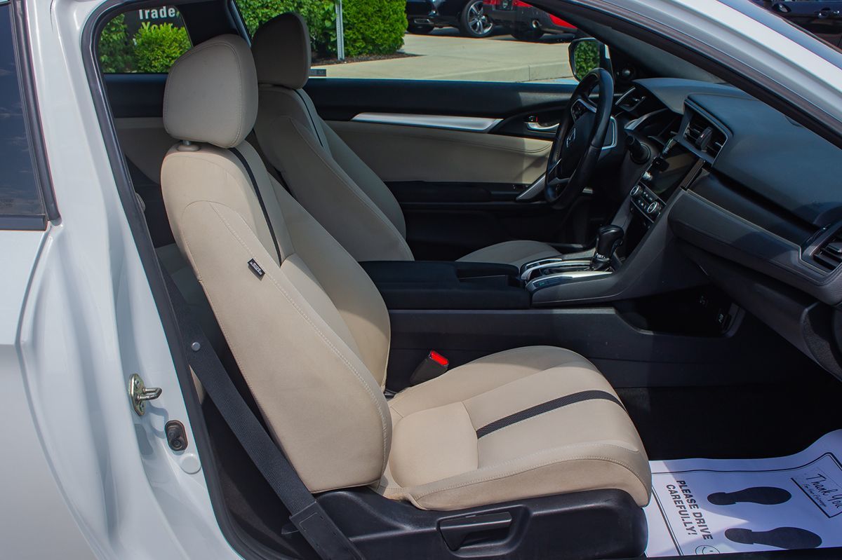 2019 Honda Civic EX photo 19