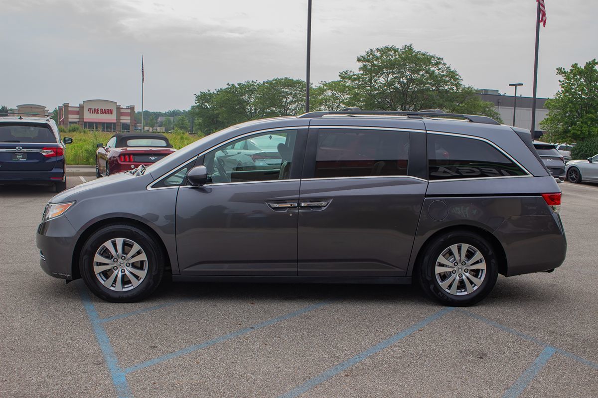 2014 Honda Odyssey EX-L photo 3