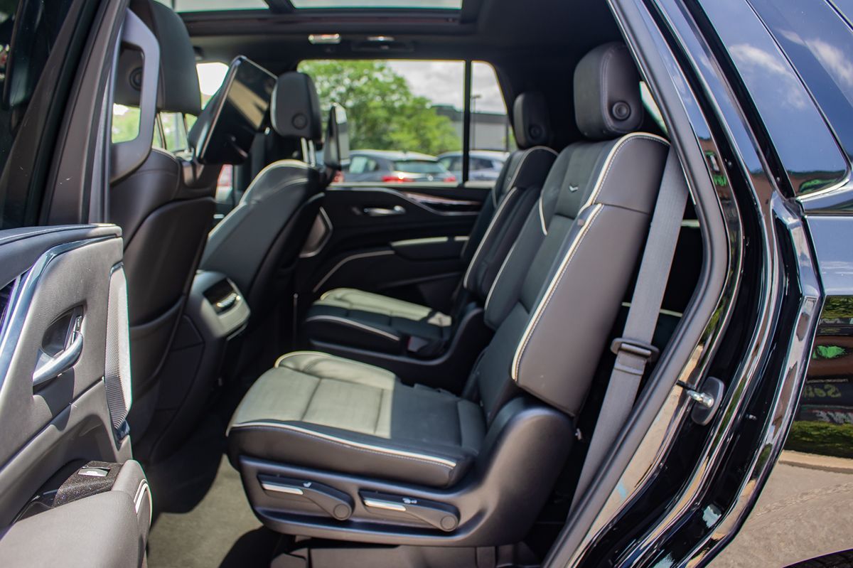 2021 Cadillac Escalade Sport photo 13