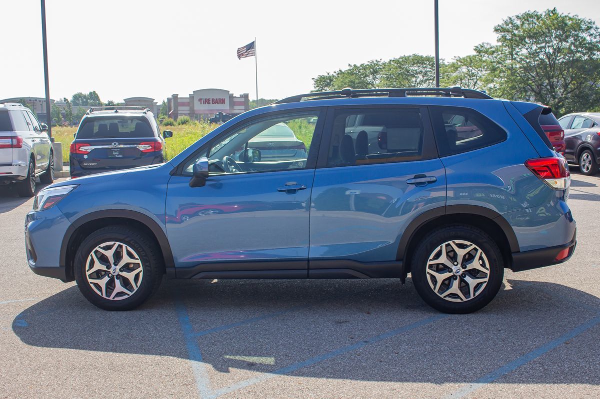 2019 Subaru Forester Premium photo 3