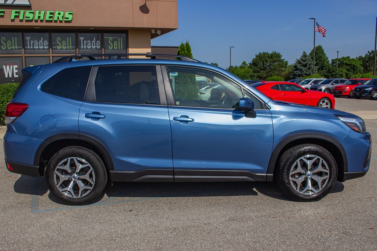 2019 Subaru Forester Premium photo 7