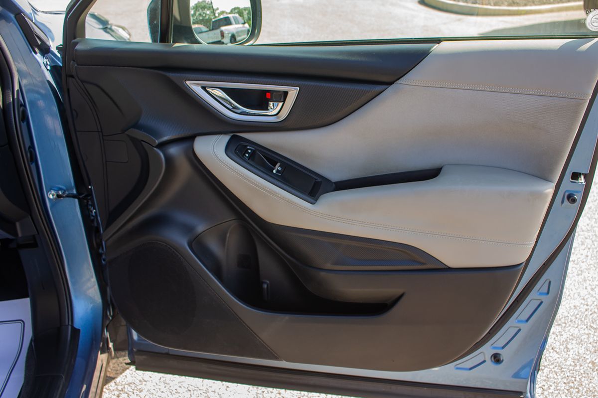2019 Subaru Forester Premium photo 16