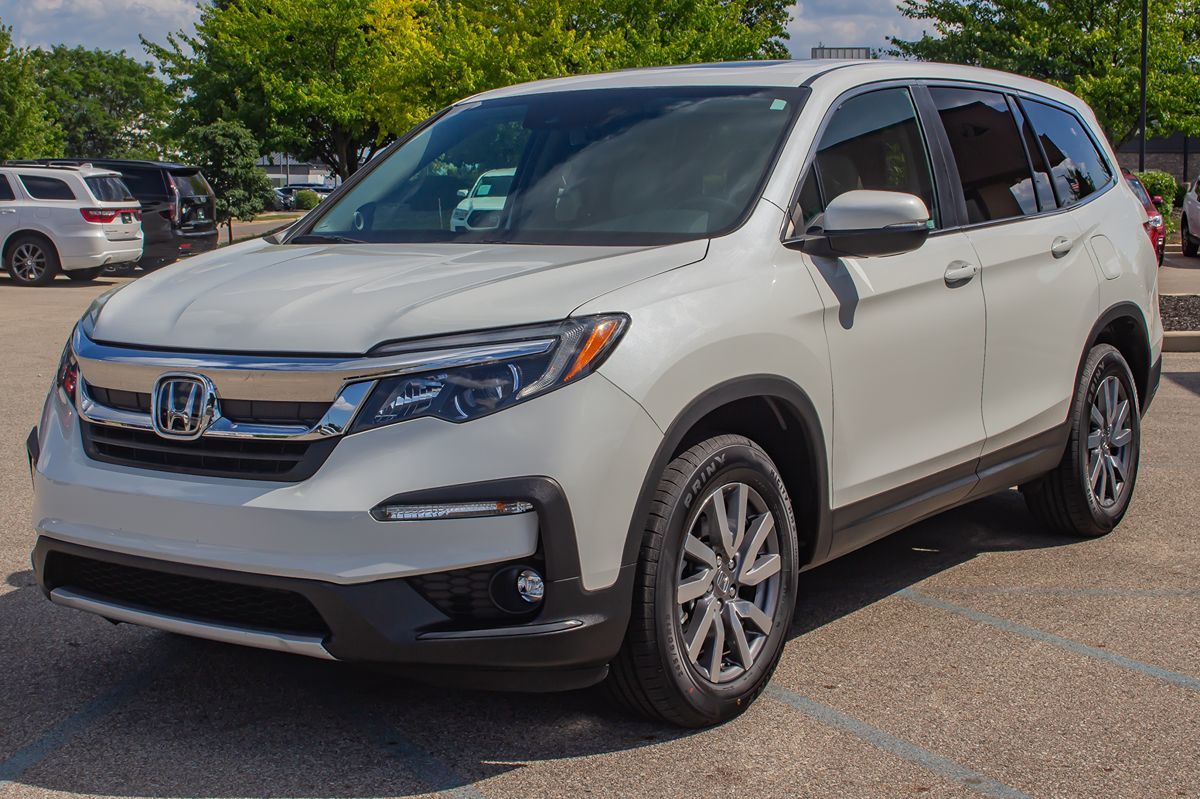 2020 Honda Pilot EX-L photo 3