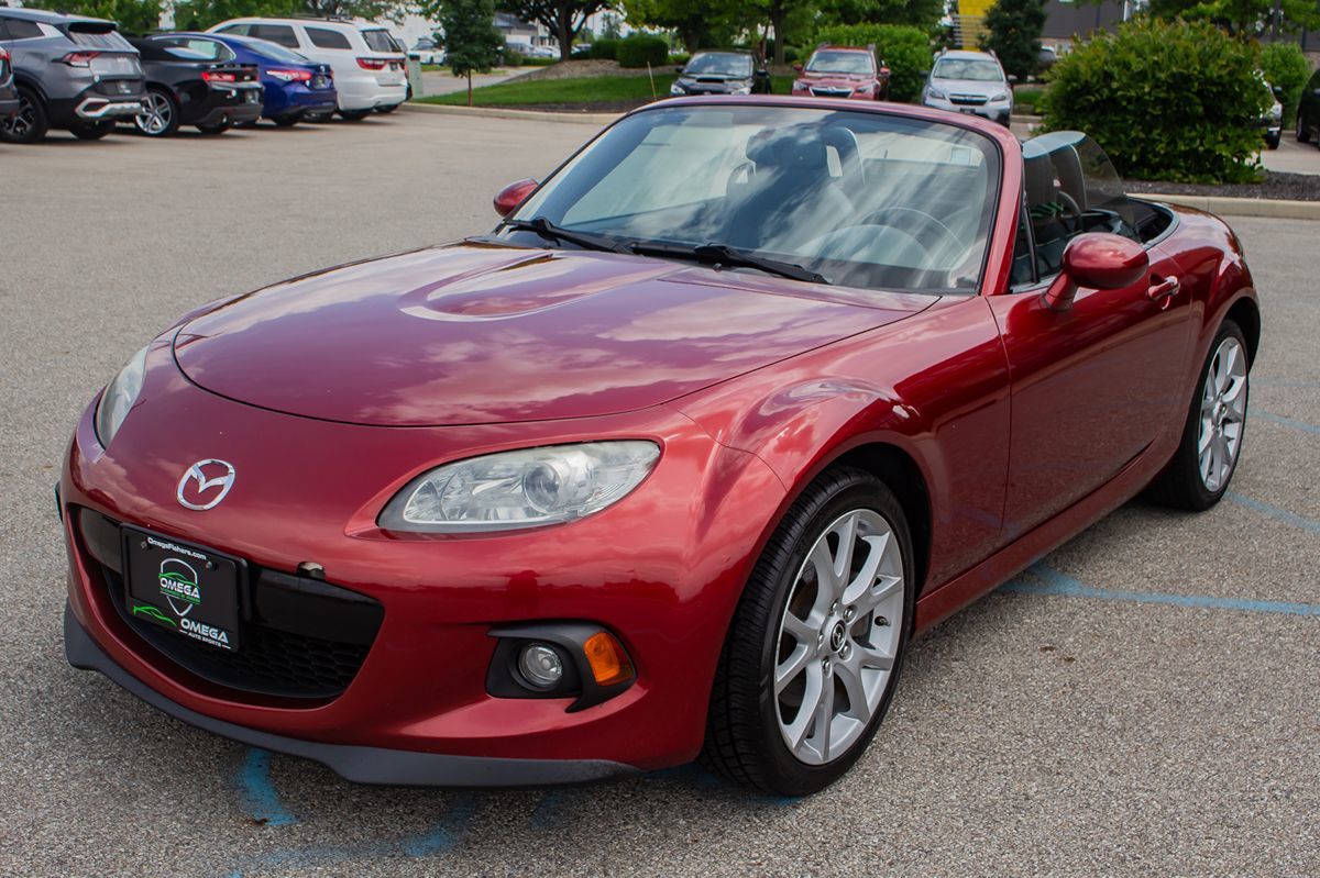 2014 Mazda MX-5 Miata Miata Grand Touring photo 3