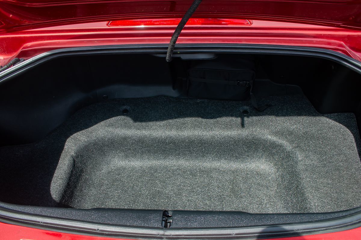 2014 Mazda MX-5 Miata Miata Grand Touring photo 11