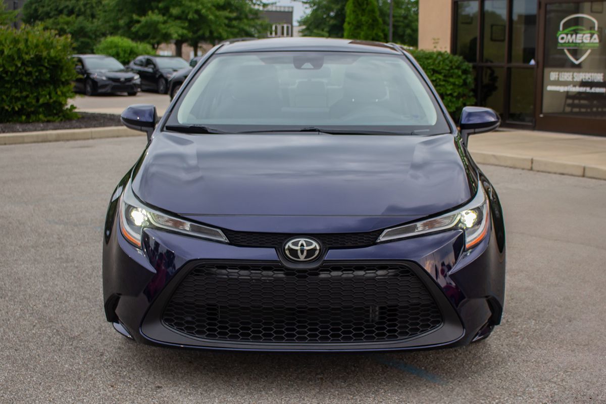 2022 Toyota Corolla LE photo 2