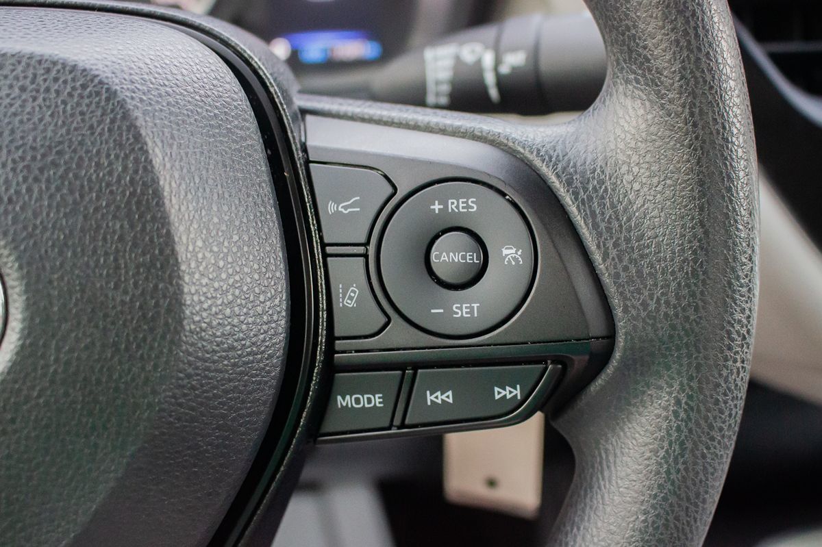 2022 Toyota Corolla LE photo 22