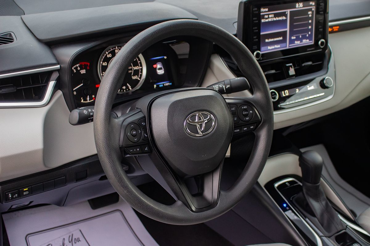 2022 Toyota Corolla LE photo 20