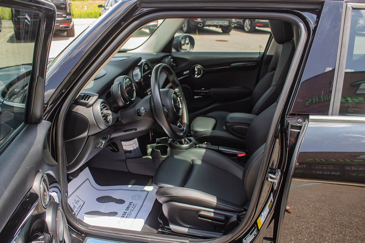 2019 Mini Cooper 4 Door Hardtop Signature photo 9