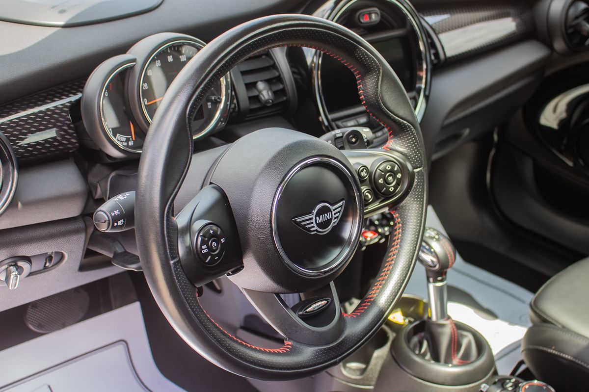 2019 Mini Cooper 4 Door Hardtop Signature photo 22