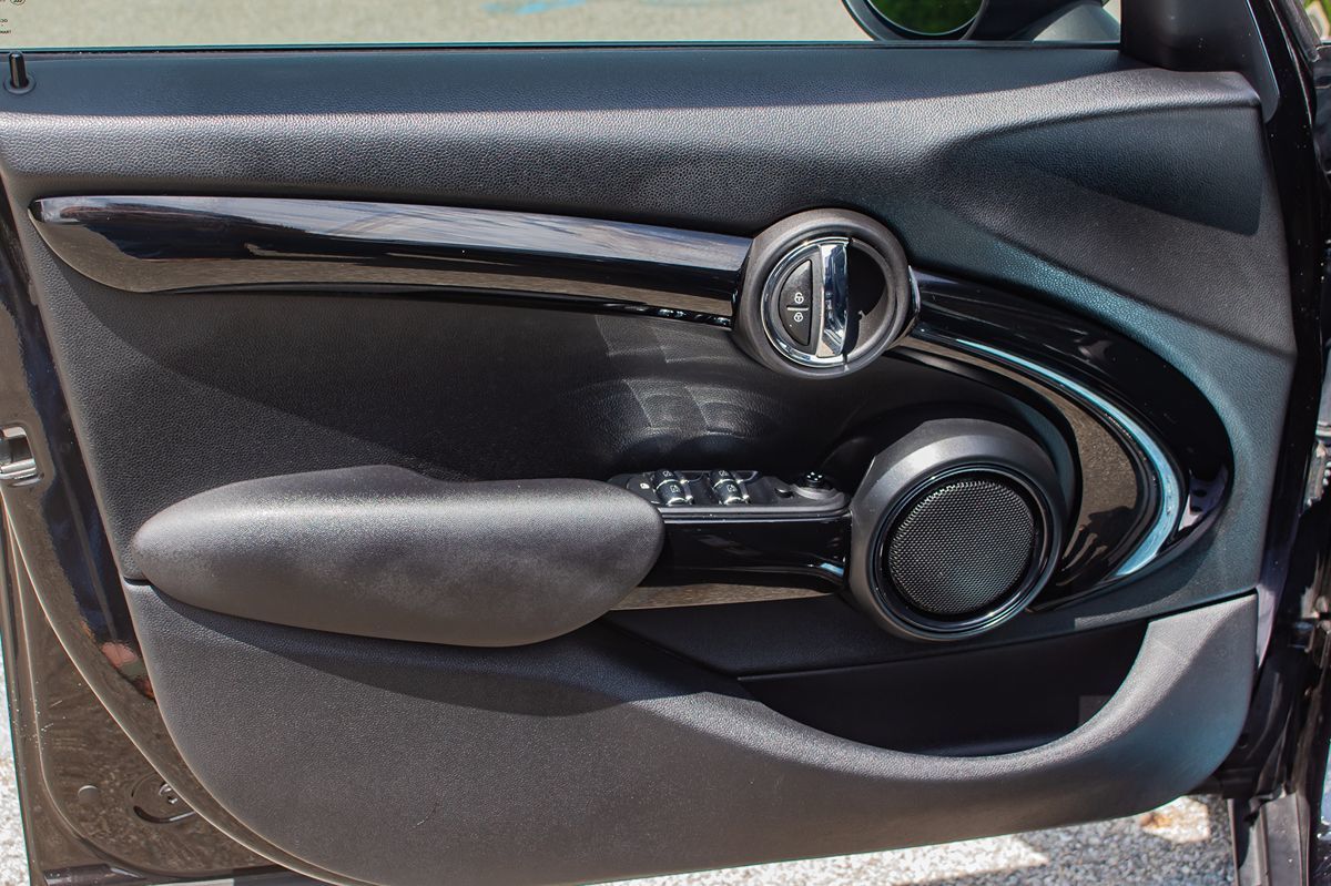 2019 Mini Cooper 4 Door Hardtop Signature photo 10