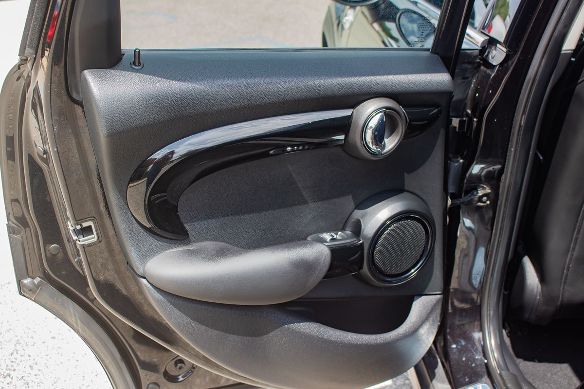 2019 Mini Cooper 4 Door Hardtop Signature photo 12