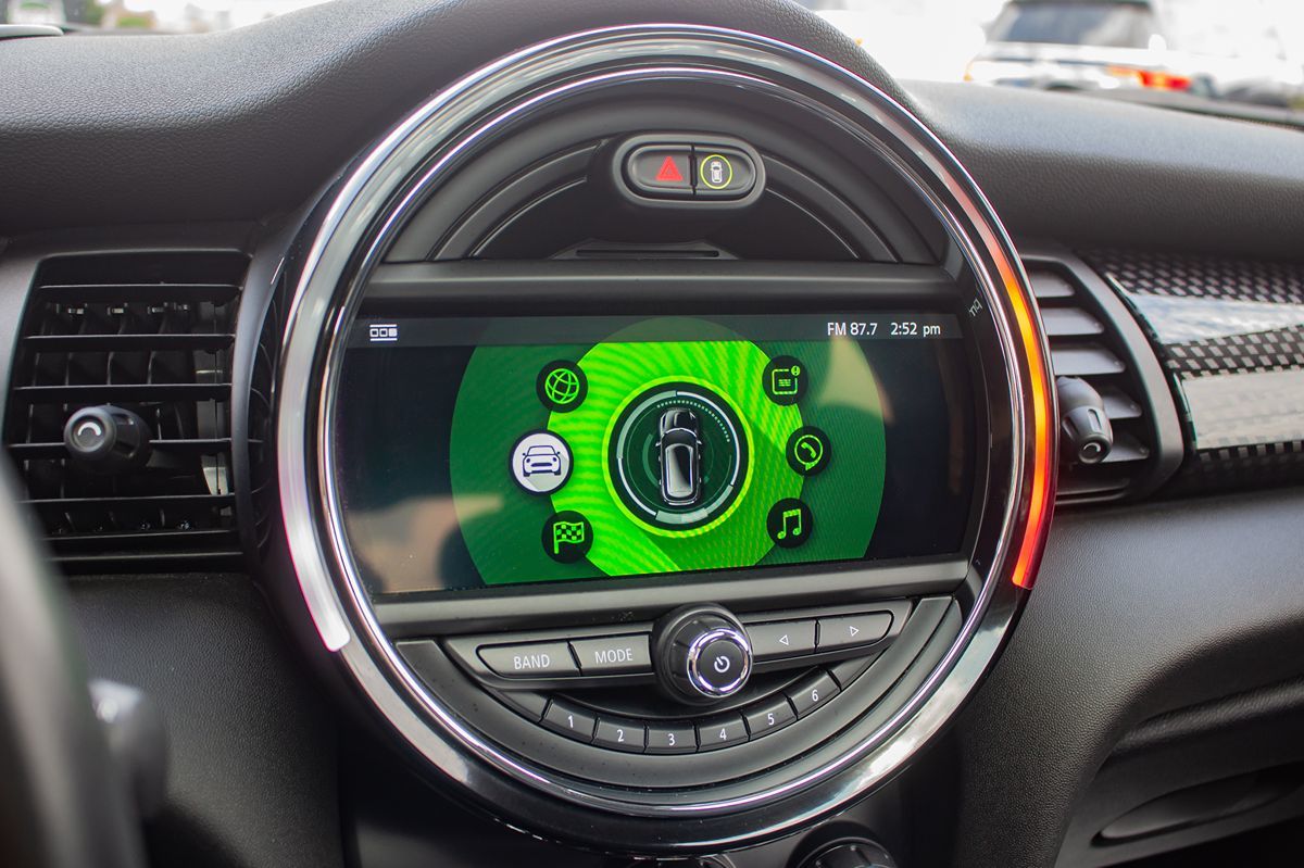 2019 Mini Cooper 4 Door Hardtop Signature photo 25