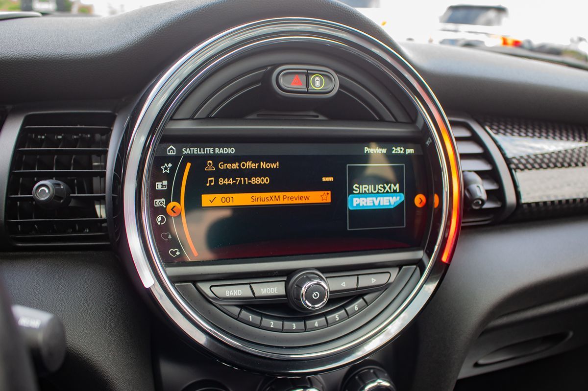 2019 Mini Cooper 4 Door Hardtop Signature photo 26