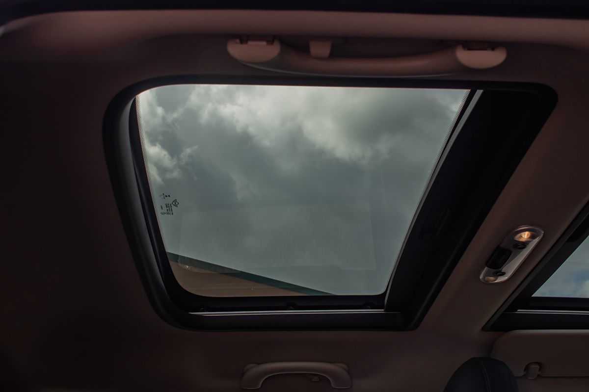 2019 Mini Cooper 4 Door Hardtop Signature photo 19