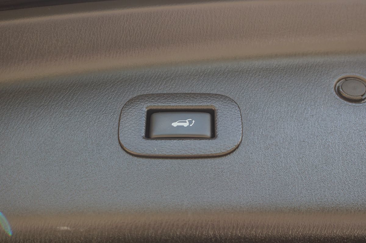 2017 Infiniti QX80 photo 20