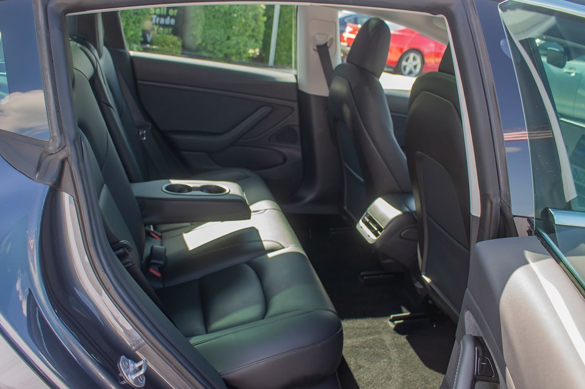 2019 Tesla Model 3 Mid Range photo 12
