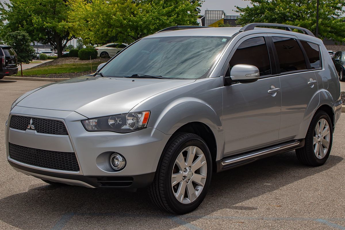2012 Mitsubishi Outlander SE photo 4