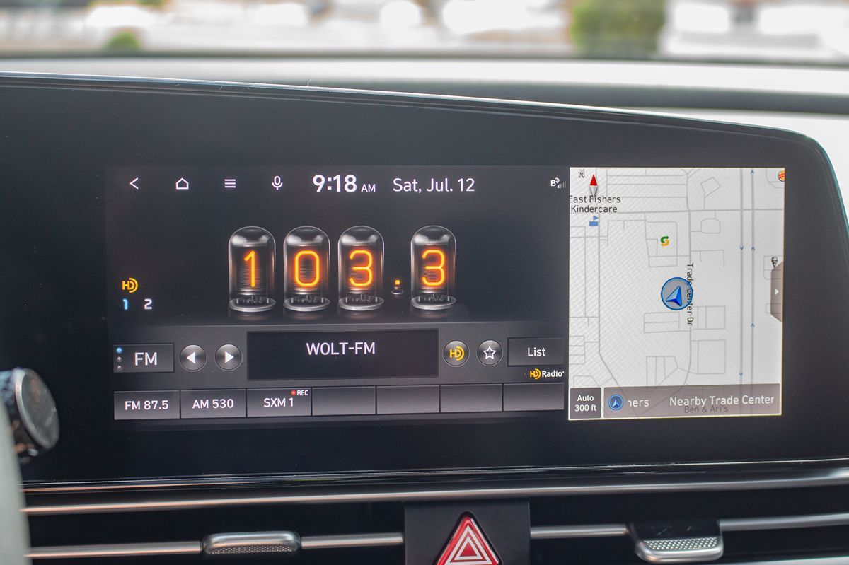 2023 Hyundai Elantra SEL photo 22