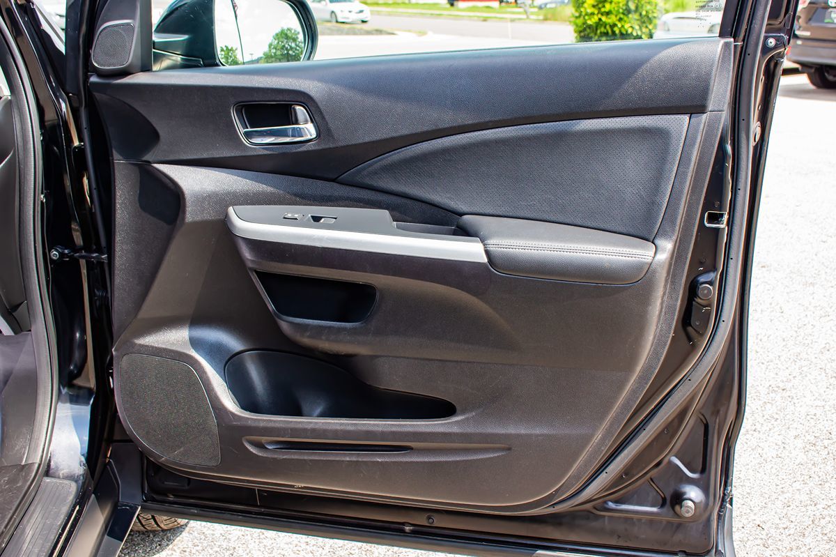 2016 Honda CR-V EX-L photo 17