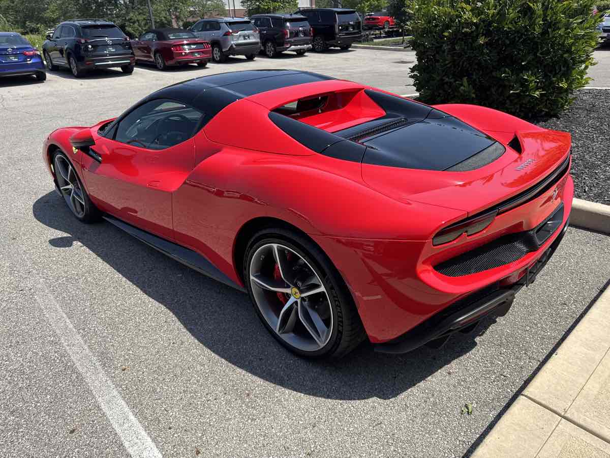 2024 Ferrari 296 GTS photo 3
