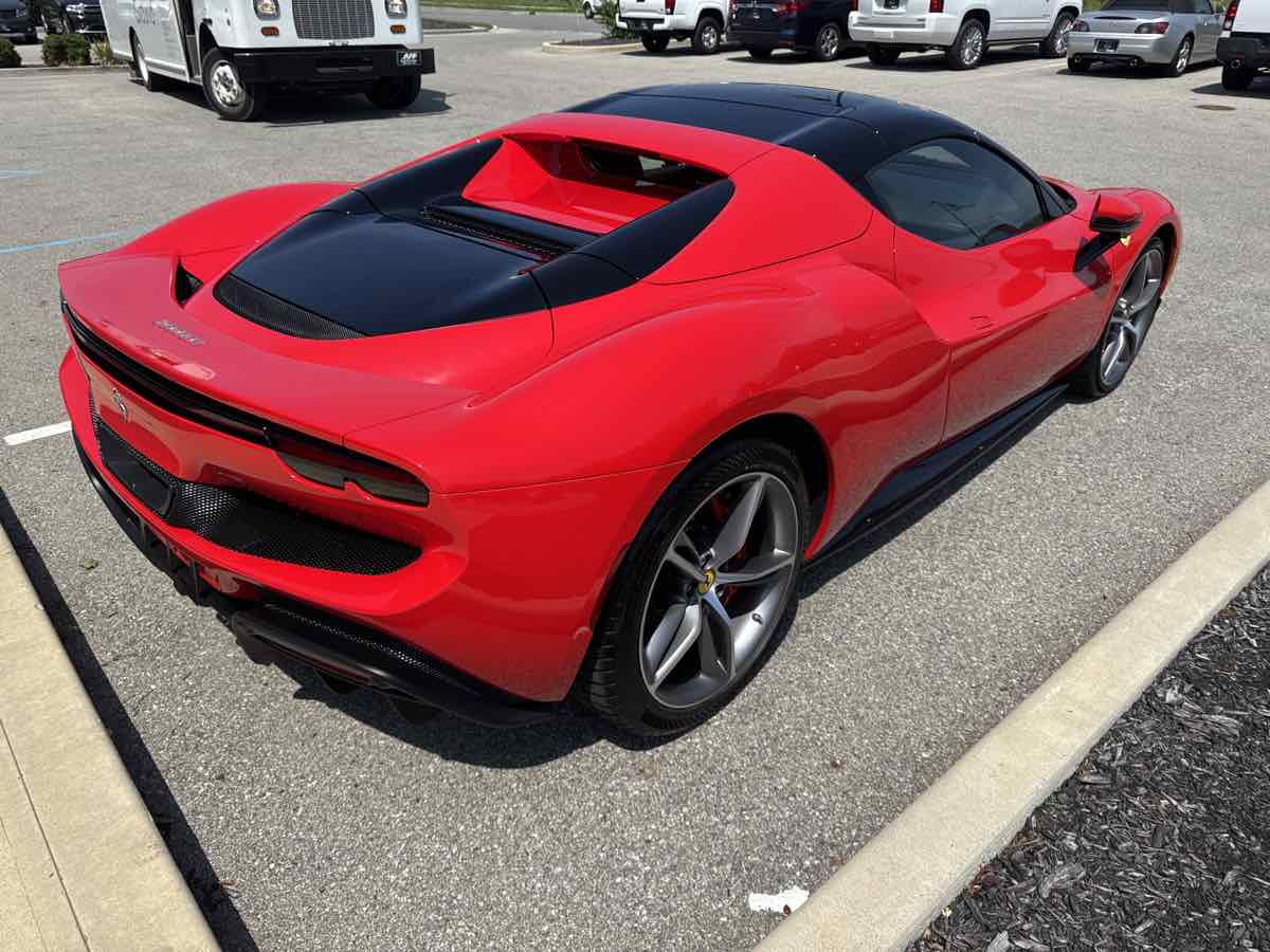 2024 Ferrari 296 GTS photo 4