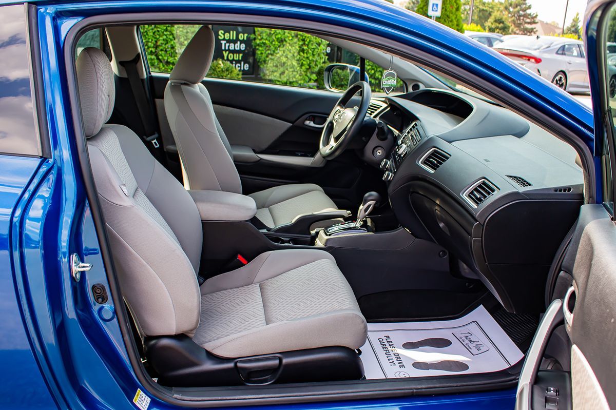 2015 Honda Civic LX photo 9