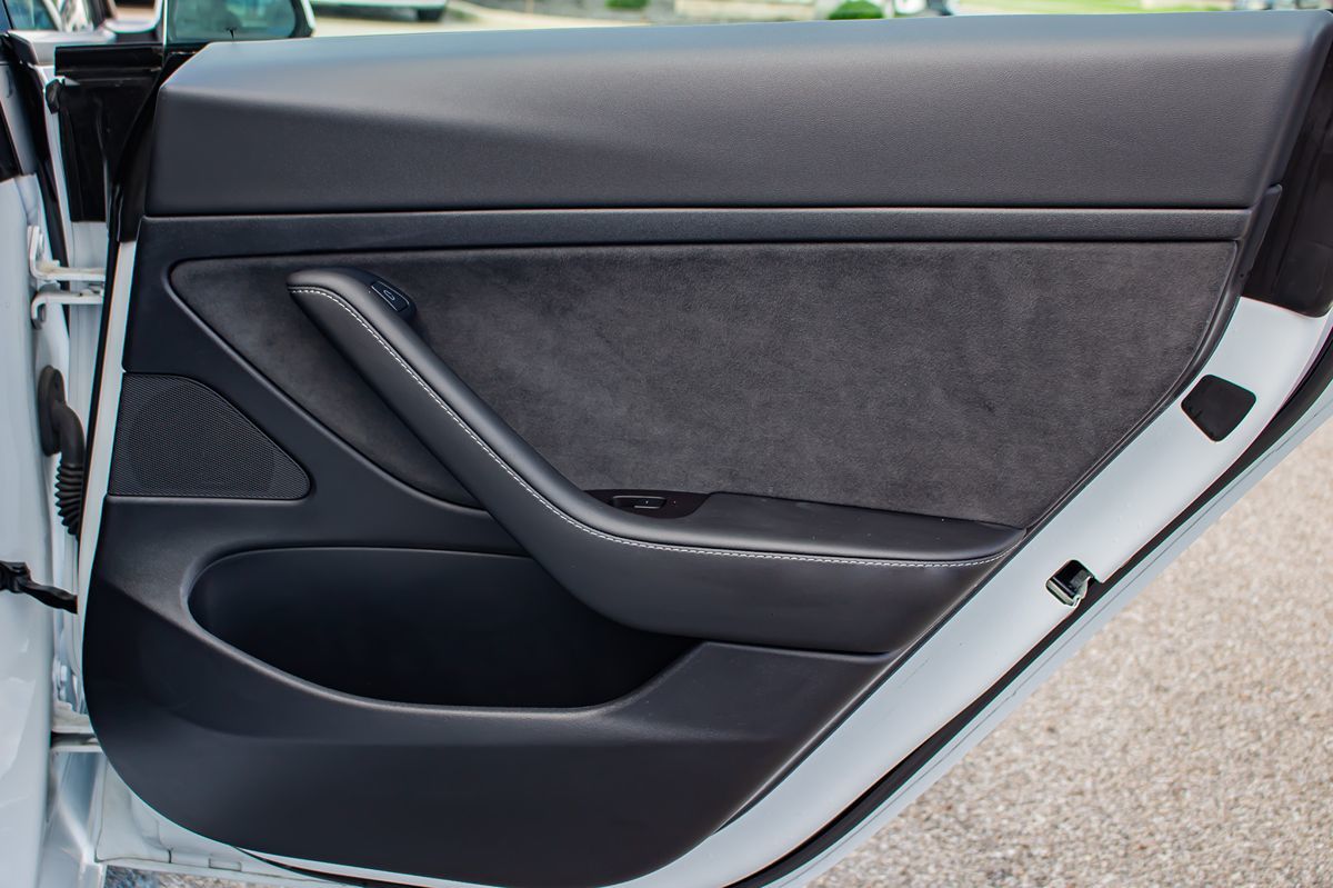 2021 Tesla Model 3 Standard Range Plus photo 22