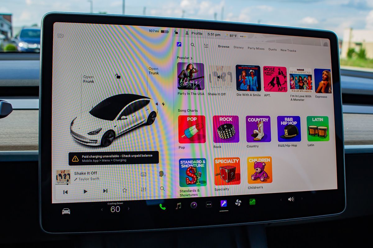 2021 Tesla Model 3 Standard Range Plus photo 32