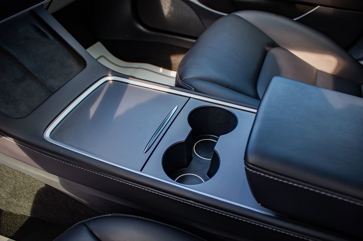 2021 Tesla Model 3 Standard Range Plus photo 27