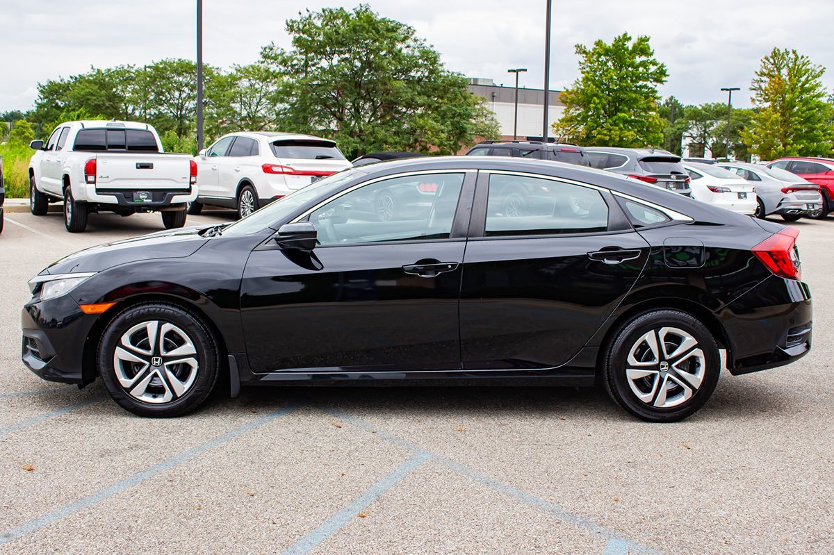 2017 Honda Civic LX photo 5