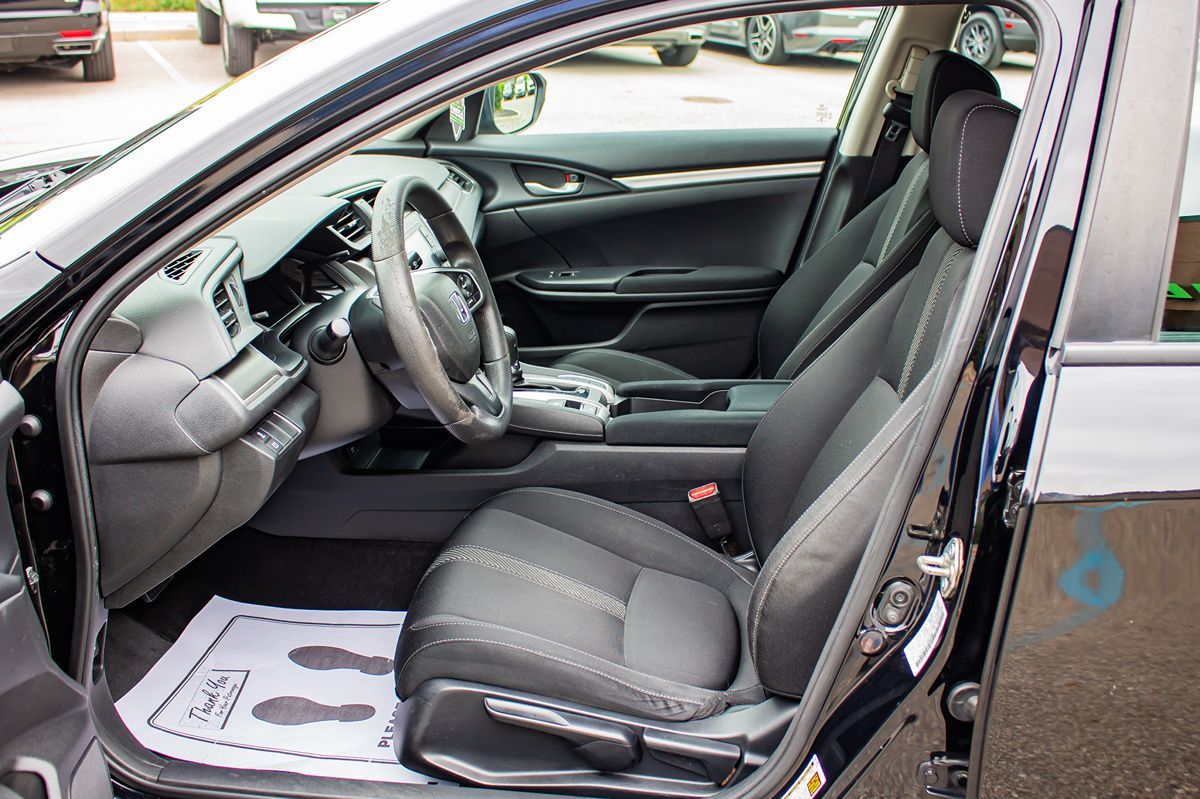 2017 Honda Civic LX photo 13
