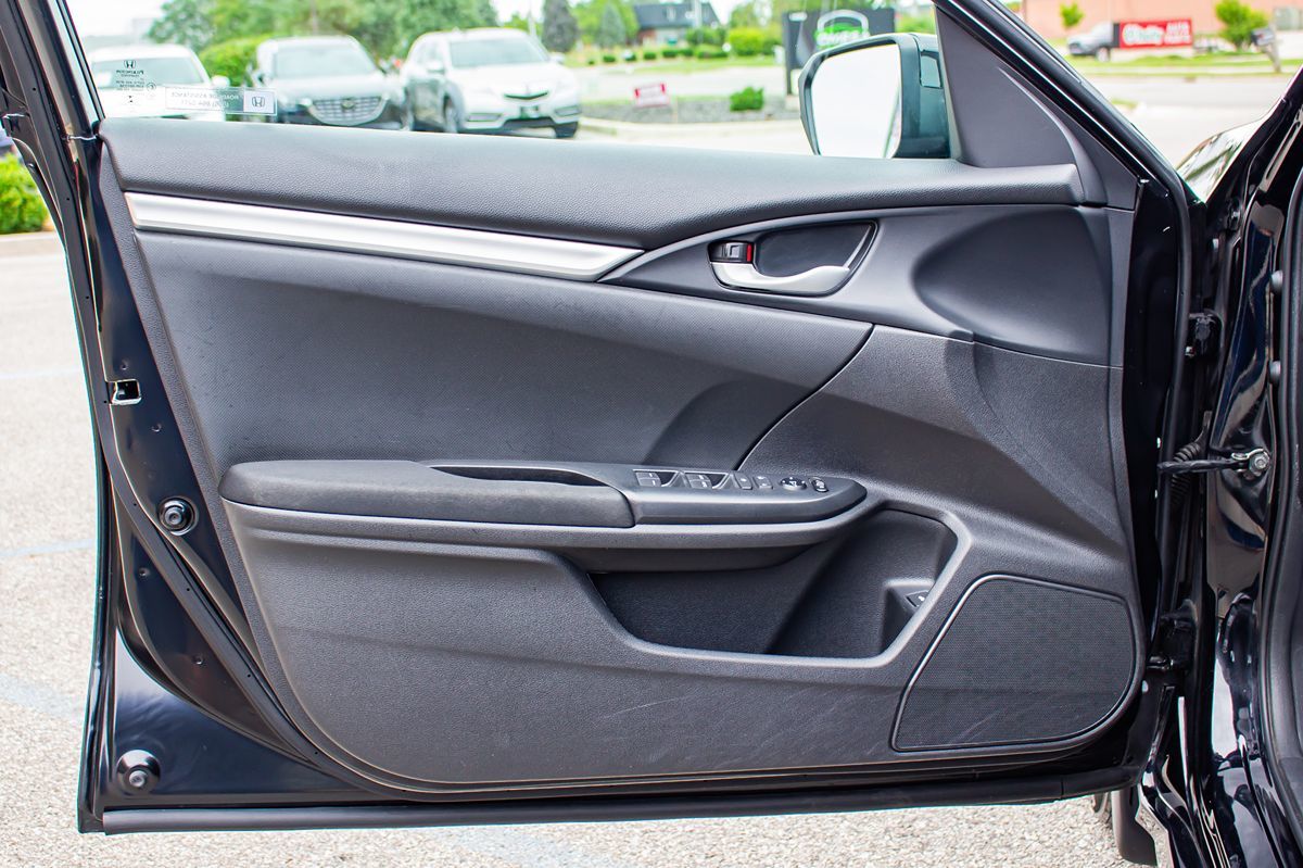 2017 Honda Civic LX photo 16