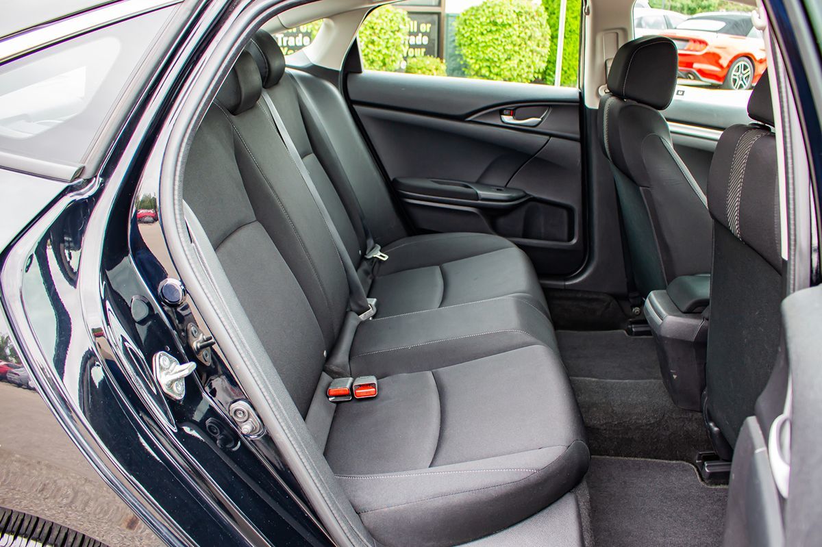 2017 Honda Civic LX photo 18