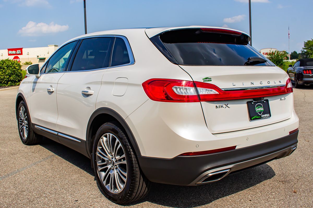 2016 Lincoln MKX Reserve photo 2