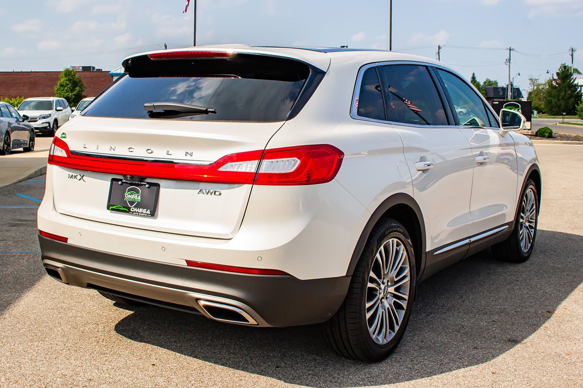 2016 Lincoln MKX Reserve photo 4