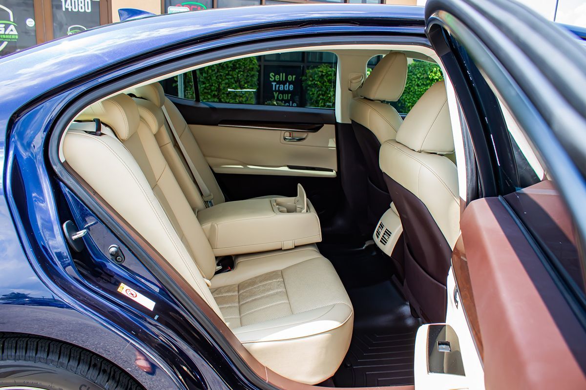 2018 Lexus ES 350 Luxury photo 14