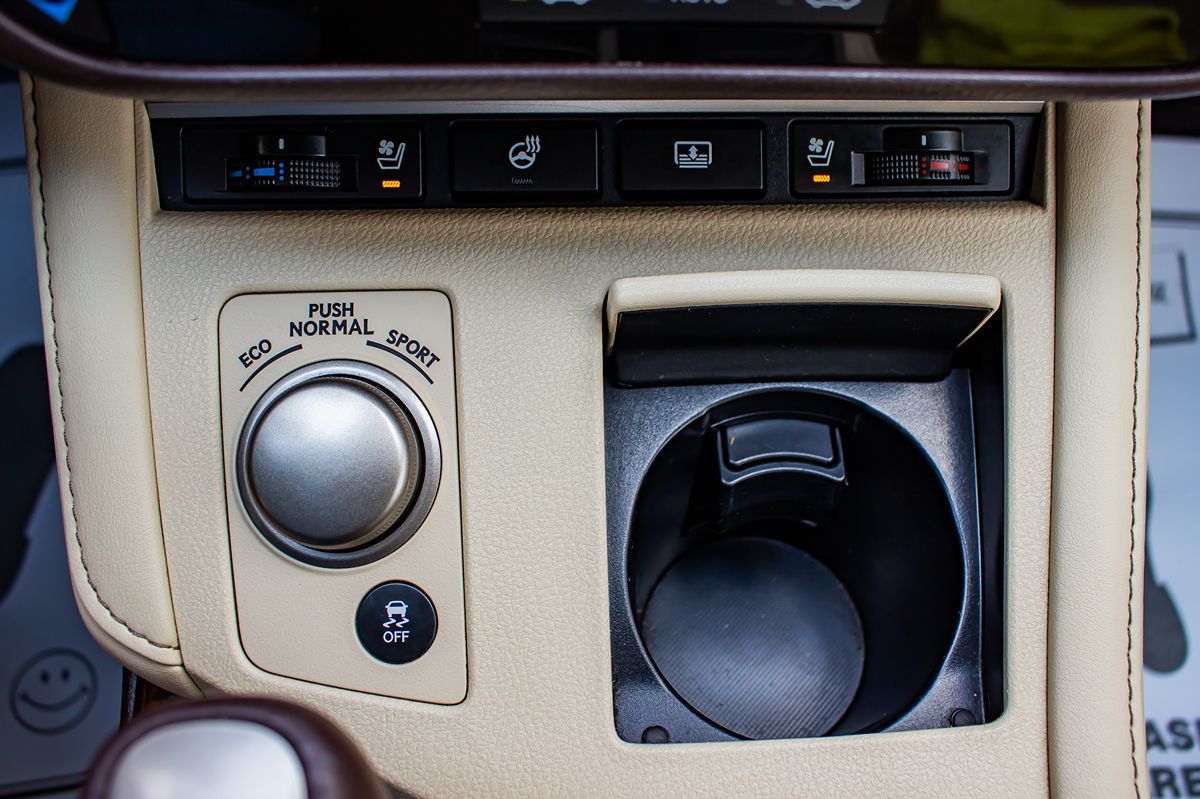 2018 Lexus ES 350 Luxury photo 30