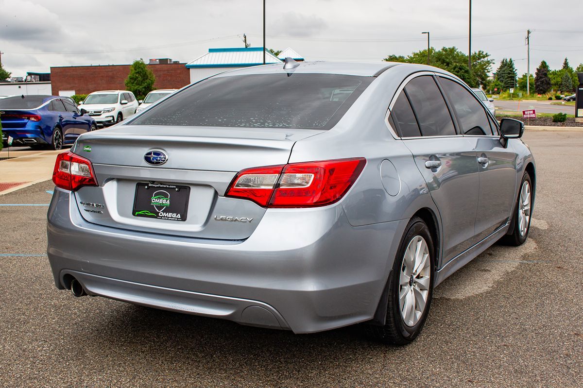 2016 Subaru Legacy 2.5i Premium photo 8